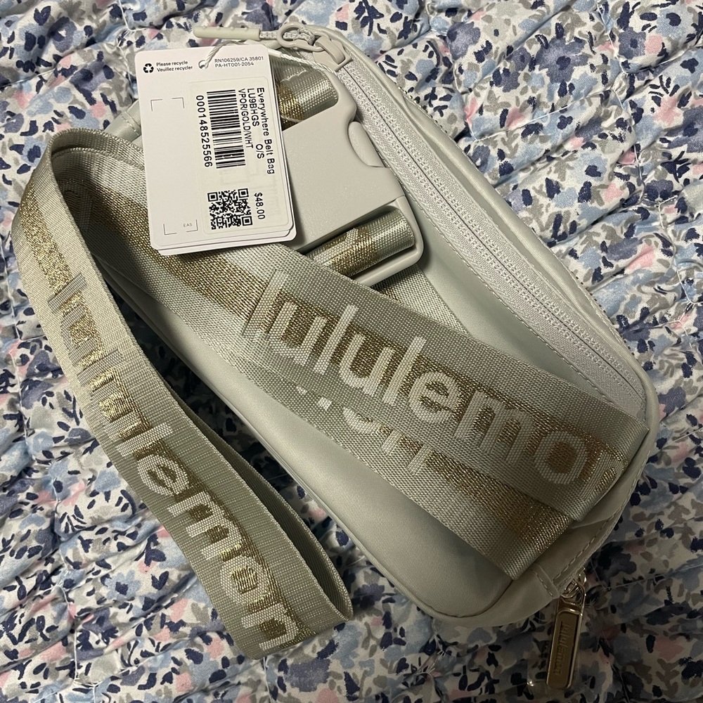 Lululemon Athletica Light Gray Crossbody Bag